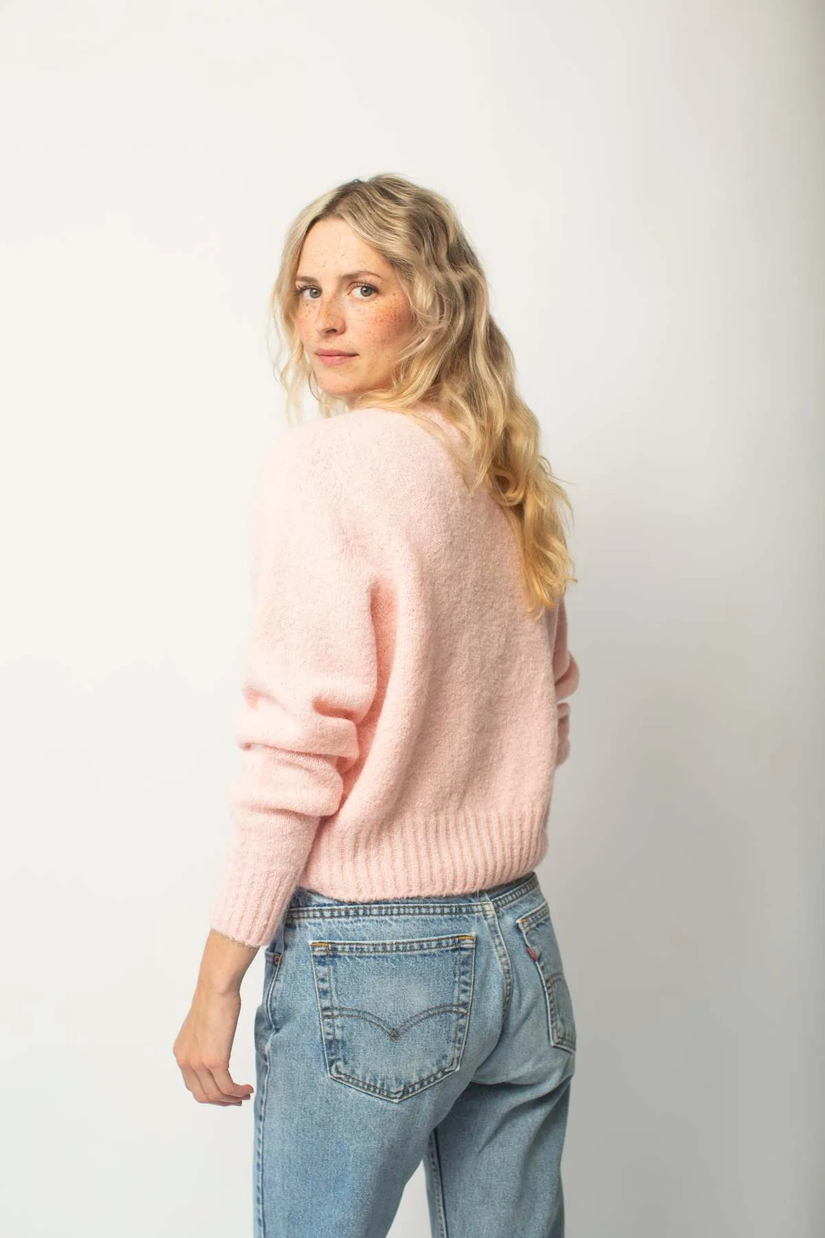 Alpaca Pullover Sweater - pink