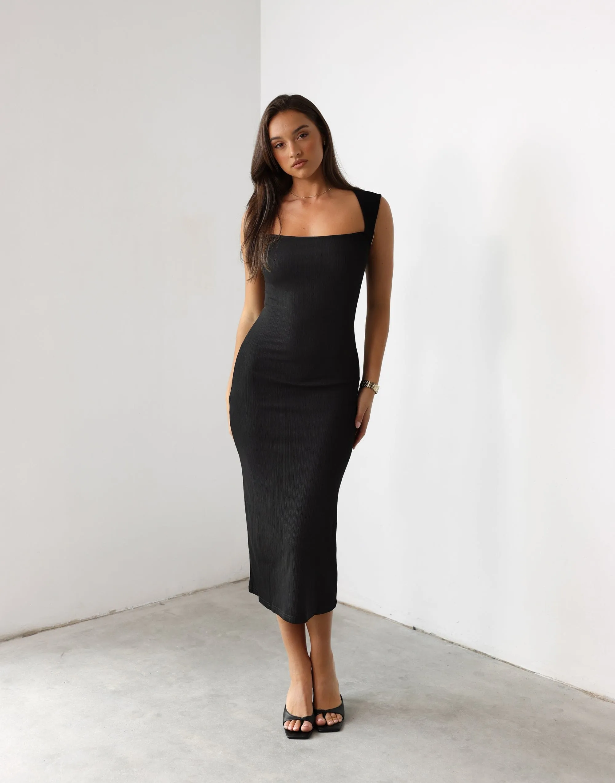 Avi Maxi Dress (Black)