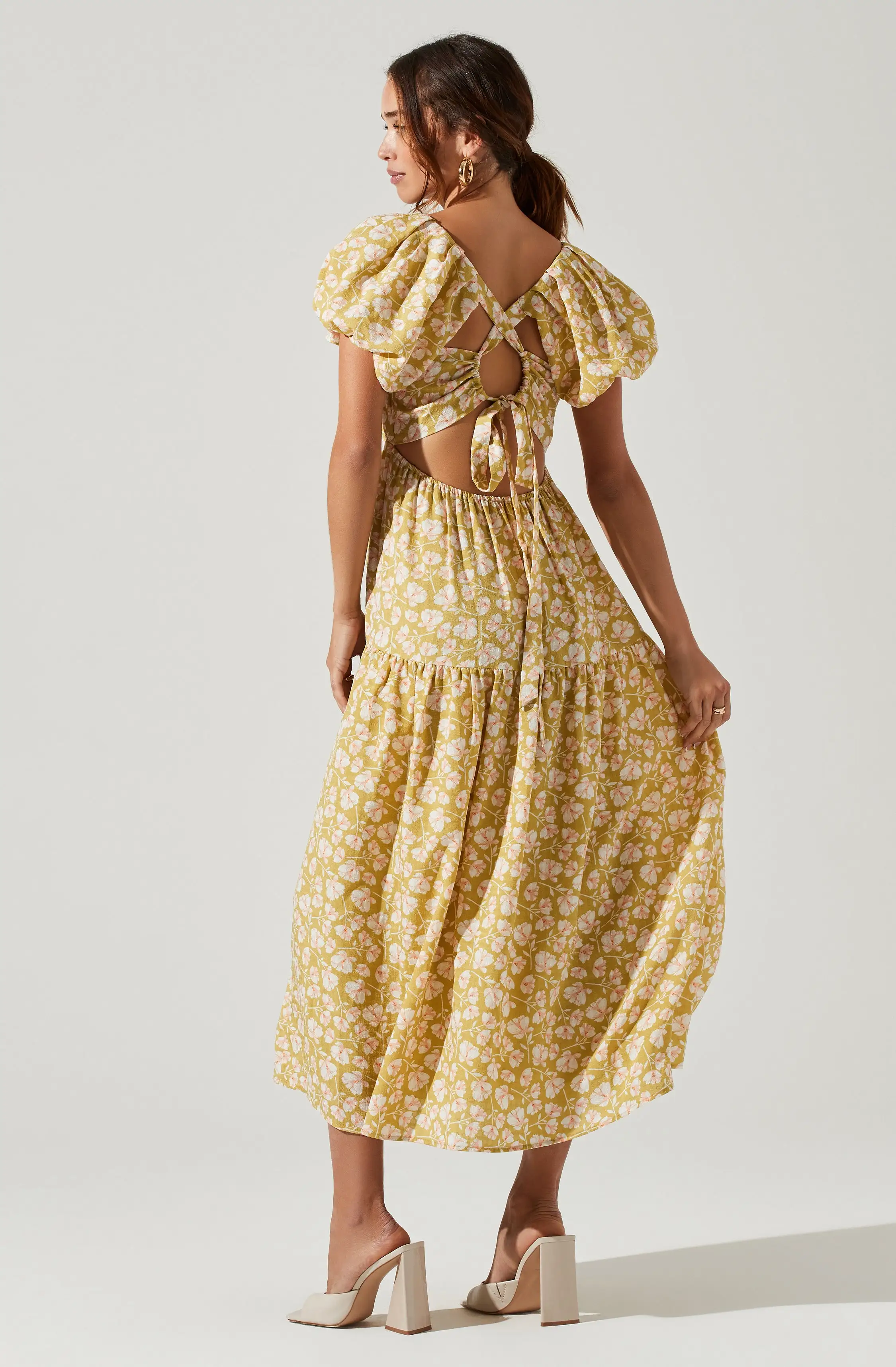 Bubble Sleeve Floral Tiered Midi Dress