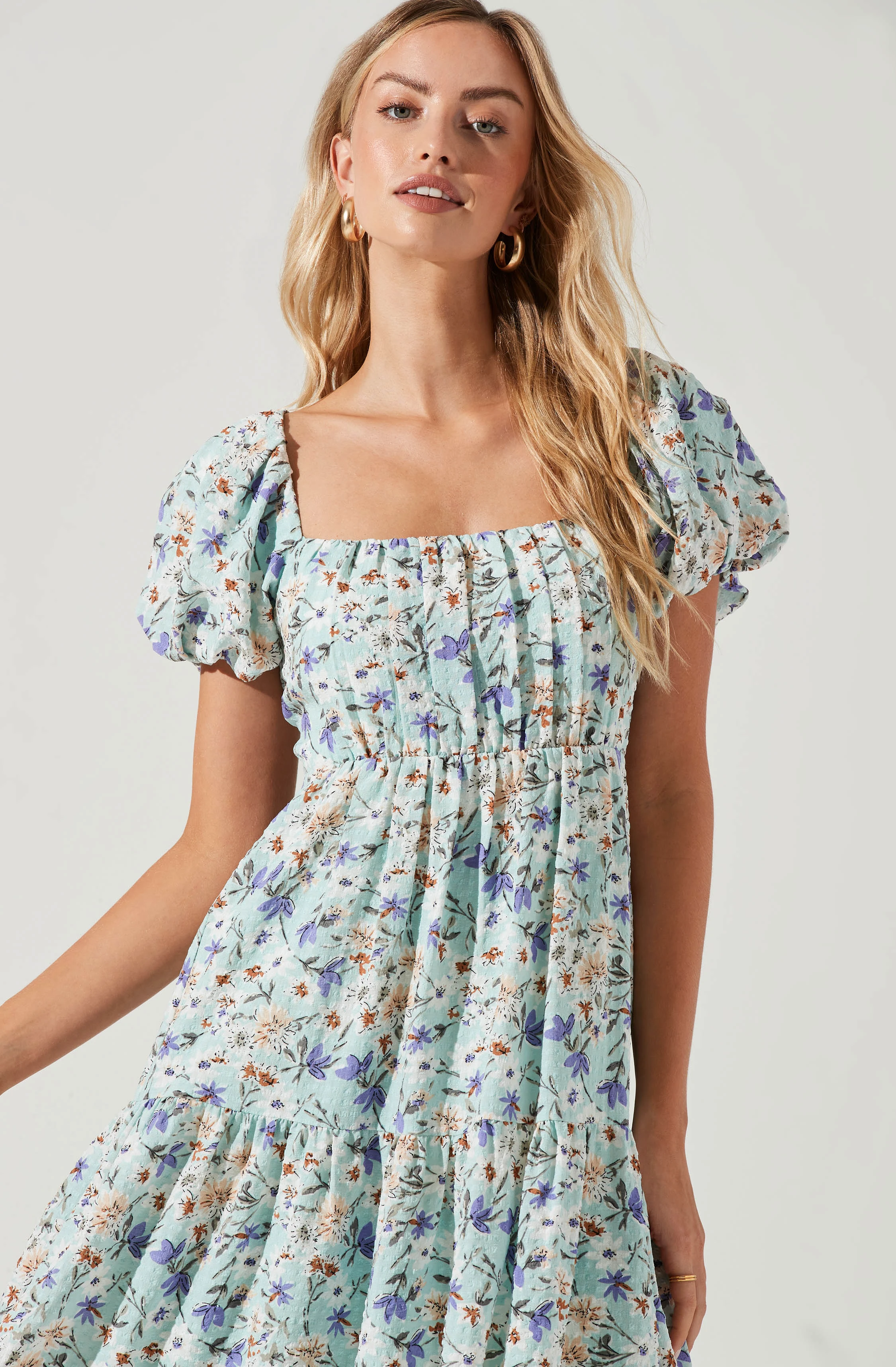 Bubble Sleeve Floral Tiered Midi Dress