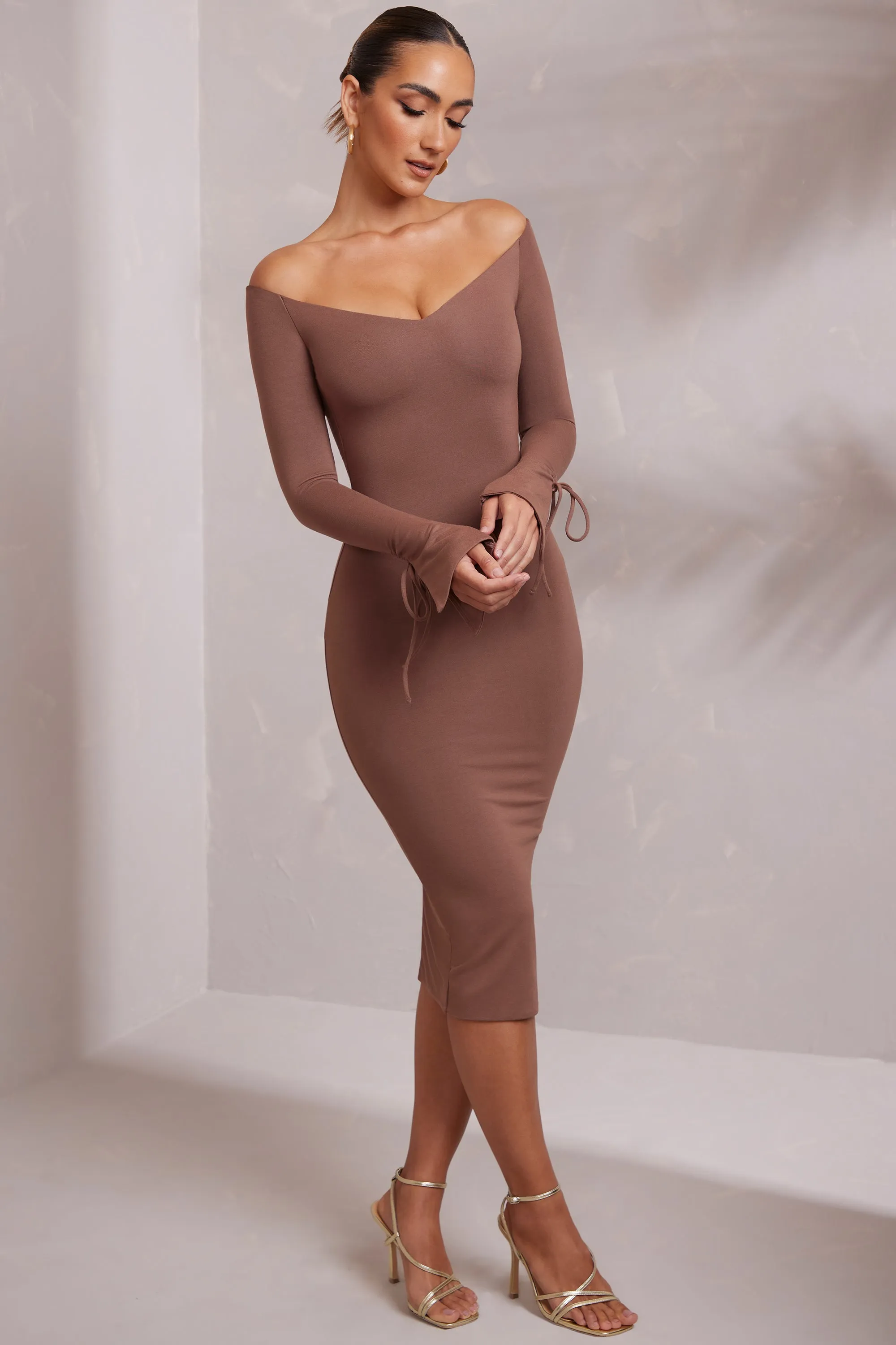 Long Sleeve Off The Shoulder Midi Dress in Brown